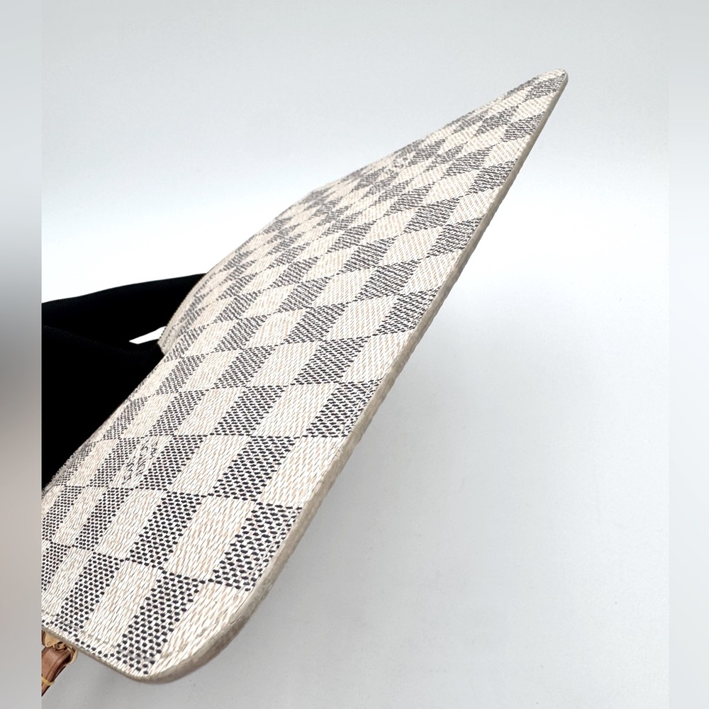 Louis Vuitton Damier Azur Neverfull Pouch - Picture 7 of 8